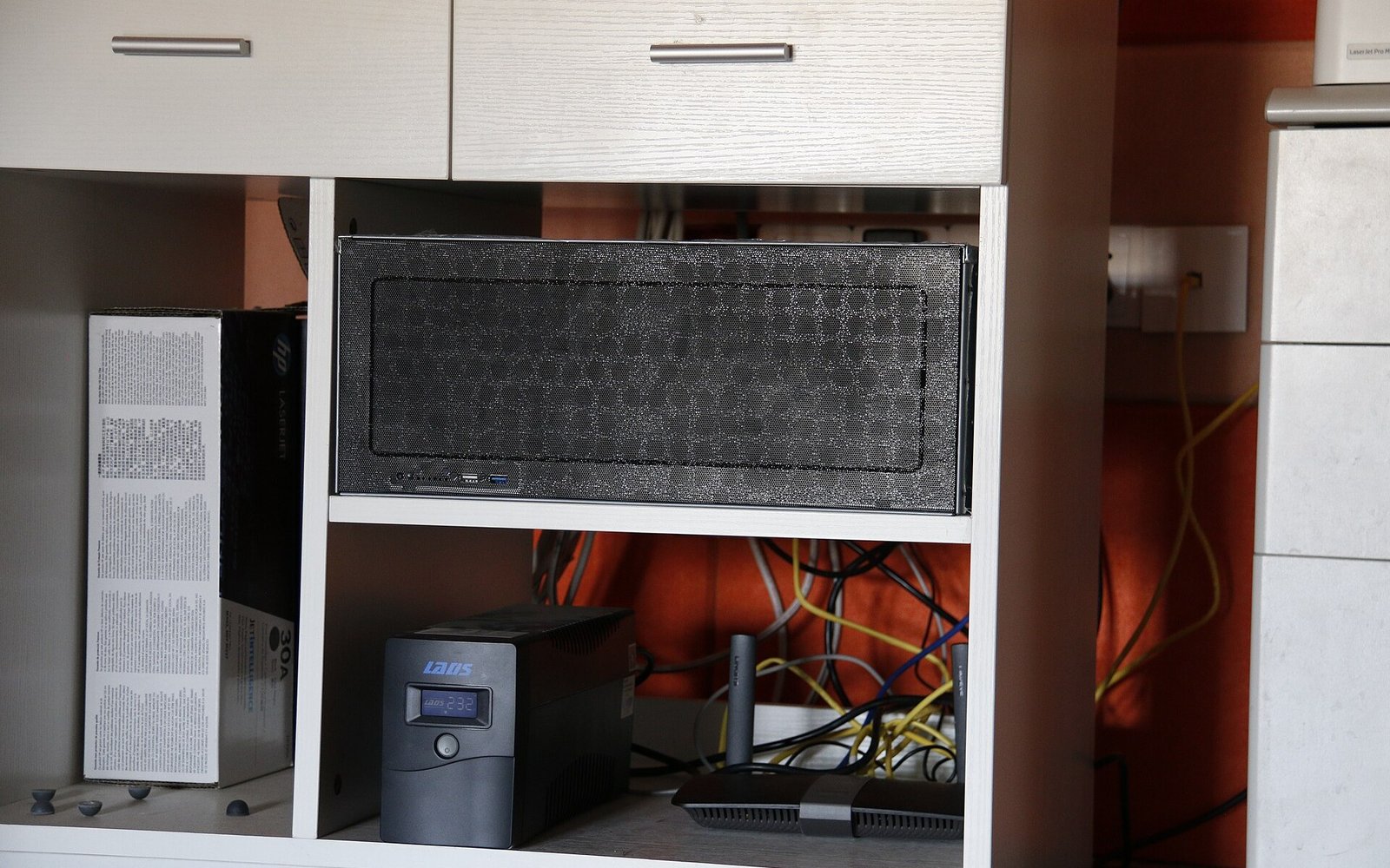 Continuous Recording Without a Subscription: How 24/7 Local Storage Actually Works